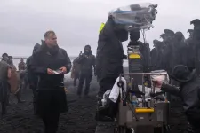 Odüsszeuszi bolyongásra vállalkozik az, aki a legjobb verzióban nézné Christopher Nolan filmjét