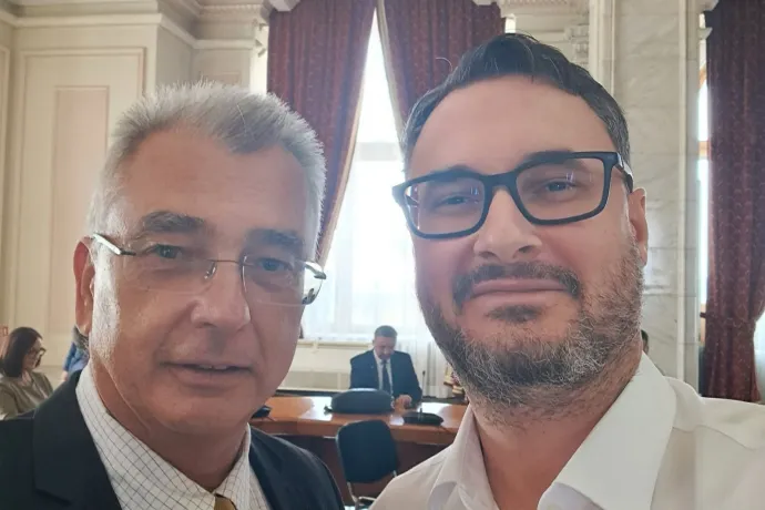Az AUR leváltaná Grindeanut a képviselőház éléről, és kizár minden alkut a PSD-vel