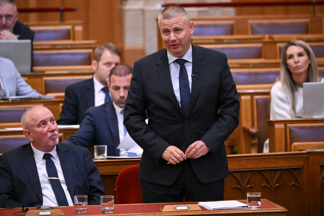 Ruszin-Szendiék feljelentést tesznek az eltűnt, félmilliárdos honvédségi eszközök ügyében
