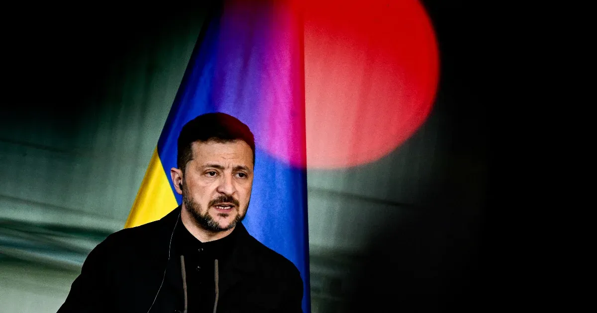 Zelenszkij leváltja az ukrán hadsereg főparancsnokát, új vezért nevezett ki Zelenszkij leváltja az ukrán hadsereg főparancsnokát, új vezért nevezett ki
