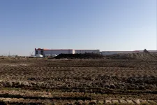Négy év után adta ki a debreceni önkormányzat cége, miben egyeztek meg a kínai akkugyártóval, de most sem teljesen