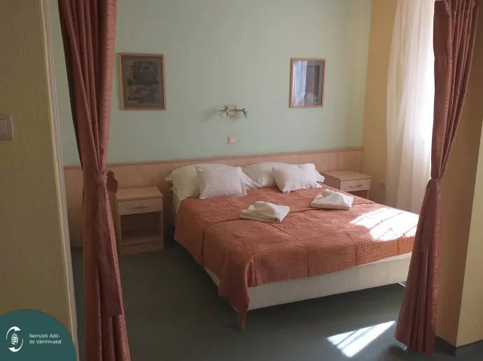A Salgó Hotel kívülről és belülről – Fotók: Nemzeti Adó- és Vámhivatal