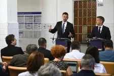 Vitézy bejelentette, meghosszabbítják az M3-as metrót