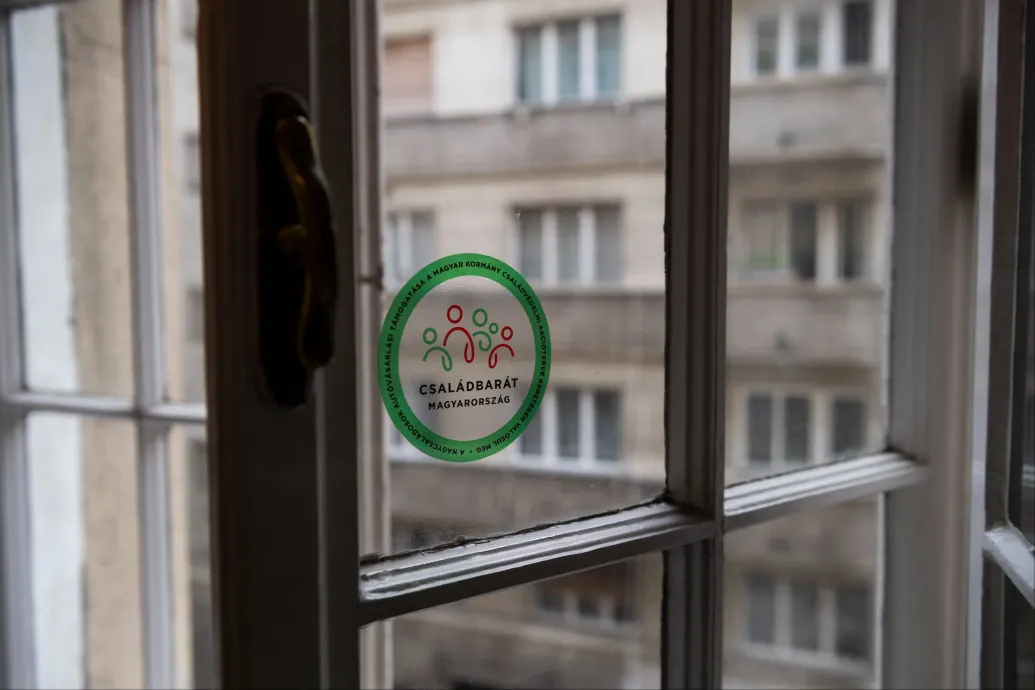 Házkutatást tartott a NAV a Családbarát Magyarország Központnál