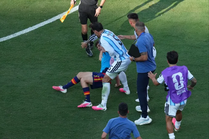 Gavi szerint nem kellene eltiltani a vb-döntő után lökdösődő argentin játékost