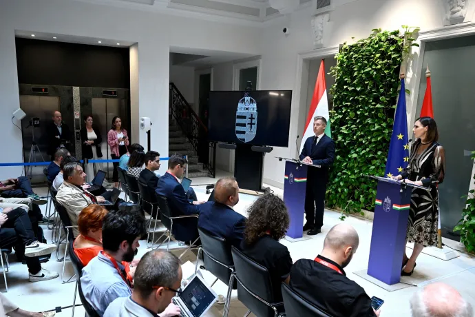 Magyar Péter: A NAV húsz évre visszamenőleg vizsgálhatná politikusok és családtagjaik vagyonosodását
