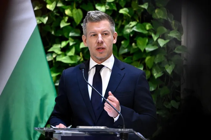 Egy Tiborczhoz köthető cég és a Szíjj László-féle Duna Aszfalt ügyében is feljelentést tett a kormány