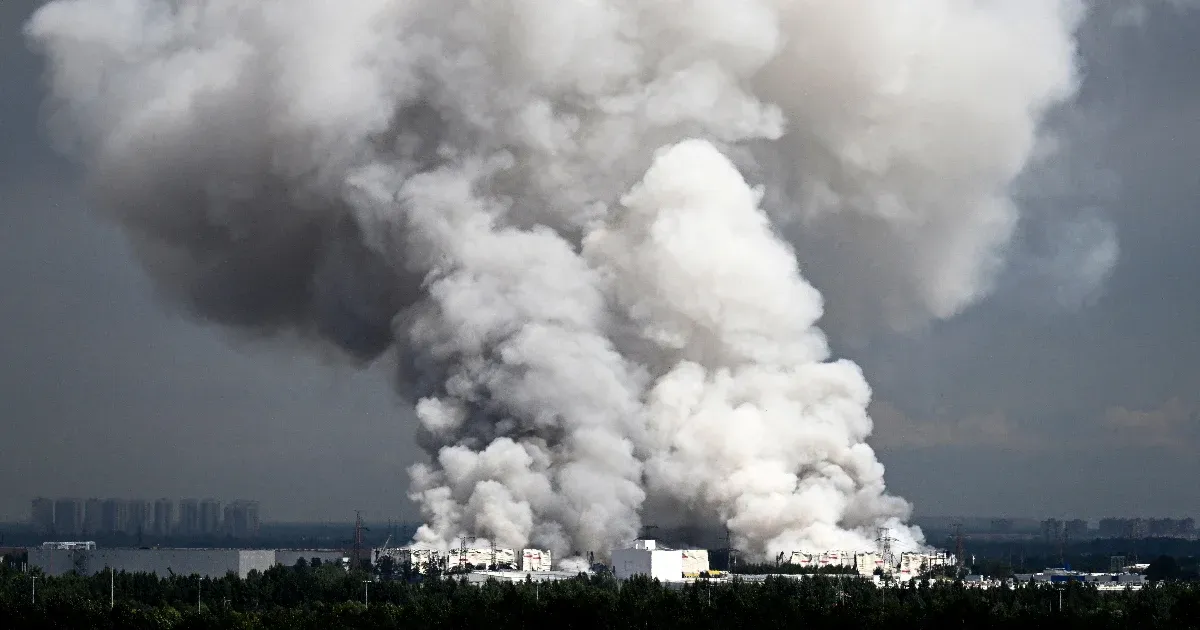Védelmi kiállítást bombázott Oroszország Kijevben, Ukrajna újabb mélységi támadásokat hajtott végre Oroszországban