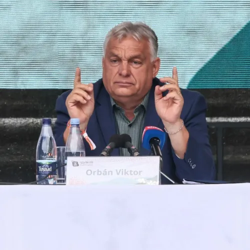 Fact-check: Tényleg kötelező a pszichológiai vizsgálat a hatalomra készülő amerikai elnököknek, ahogy Orbán Viktor állította?