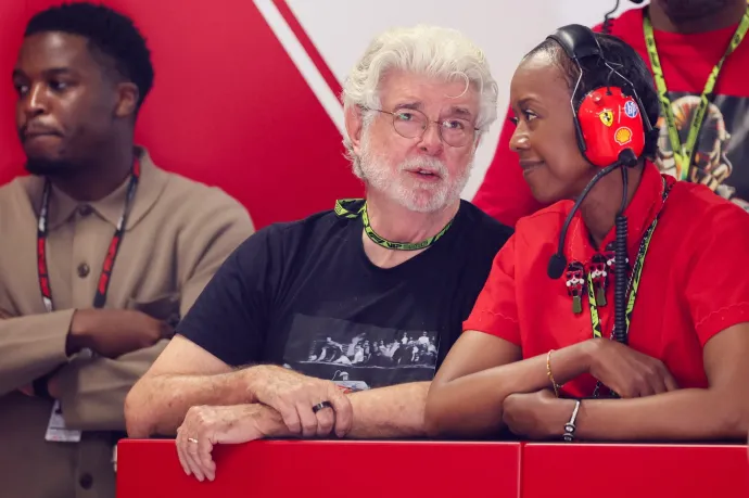 Beugrott a Ferrarihoz a Forma–1-re Magyarországra érkező George Lucas