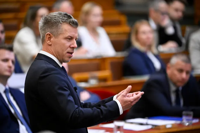 Alkotmánybírót választ hétfőn az Országgyűlés