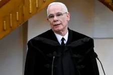 Balog Zoltán miniszterként a református vezetők tudta nélkül támogatott közösségeket egy lelkész szerint