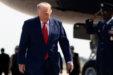 Bár dróncsapások érték Irán szomszédjait, Trump szerint az USA és Teherán jó tárgyalásokat folytat