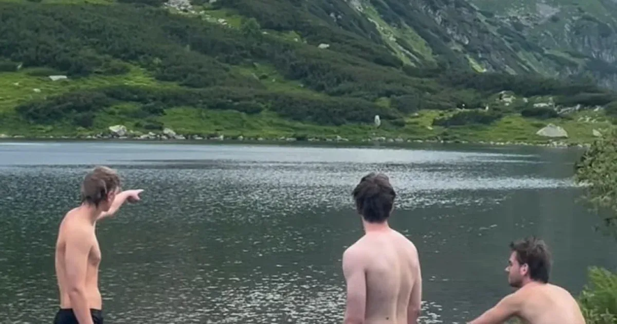 Fokozott járőrözés a Tátrai Nemzeti Parkban a turisták szabálysértései miatt Fokozott járőrözés a Tátrai Nemzeti Parkban a turisták szabálysértései miatt