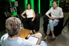 Várja a könyves szakma, hogy mielőbb eltöröljék a fóliatörvényt