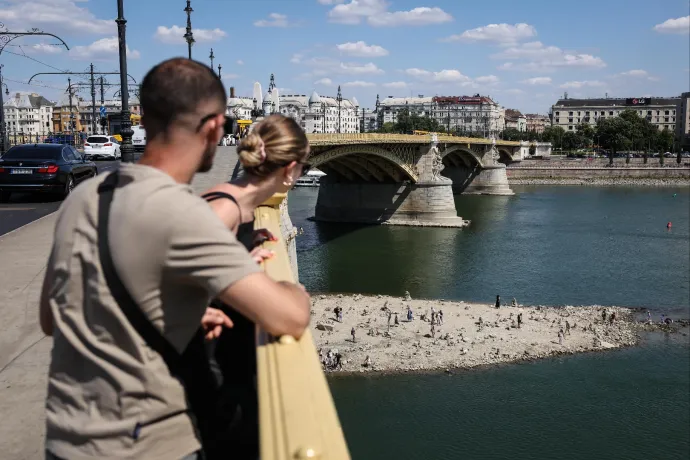 Megdőlt a negatív rekord, soha nem volt még ilyen alacsonyan a Duna Budapestnél