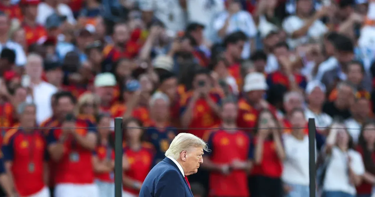 Trump új vámintézkedései és az EU reakciója: Kényszermunka vádja a kereskedelmi kapcsolatokban Trump új vámintézkedései és az EU reakciója: Kényszermunka vádja a kereskedelmi kapcsolatokban