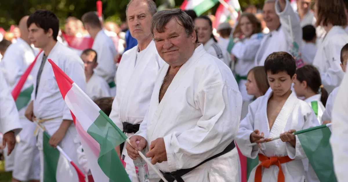 Tuncsik József: Az első magyar dzsúdós olimpiai érmese és a sportág úttörője Tuncsik József: Az első magyar dzsúdós olimpiai érmese és a sportág úttörője