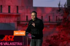 Szijjártóék több mint 51 millió forintot költöttek külföldi VIP-várókra a repülőgépes utak során