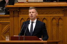 Szijjártó Péter feljelentette Magyar Pétert egy Facebook-poszt miatt, aztán meggondolta magát