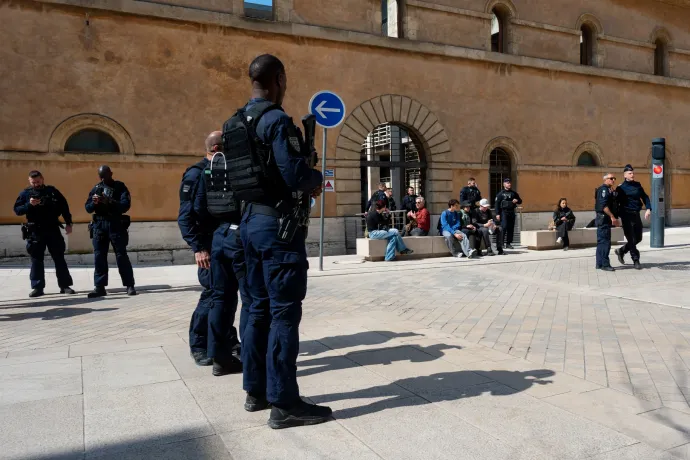 Hírességeket fenyeget, ártatlanokat mészárol, megfékezhetetlen a marseille-i maffia új generációja
