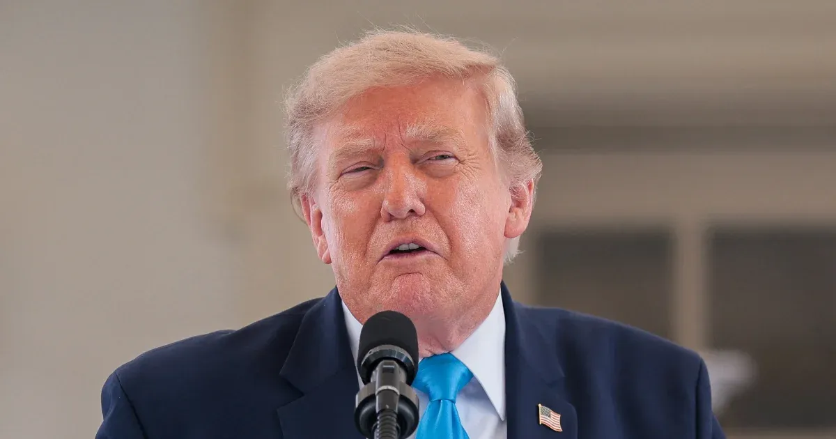 Trump bejelentette a Hamász és más csoportok lefegyverzéséről szóló történelmi megállapodást