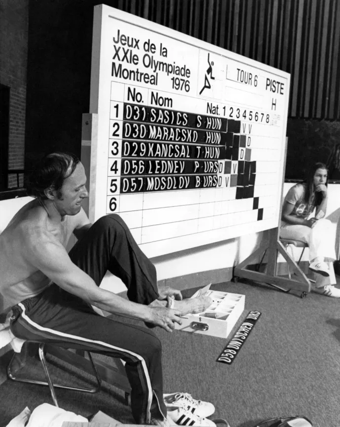 Borisz Onyiscsenko a montreali olimpián, miután lebukott a manipulált párbajtőrrel, 1976. július 19-én – Fotó: IOPP PHOTO / EPU / AFP