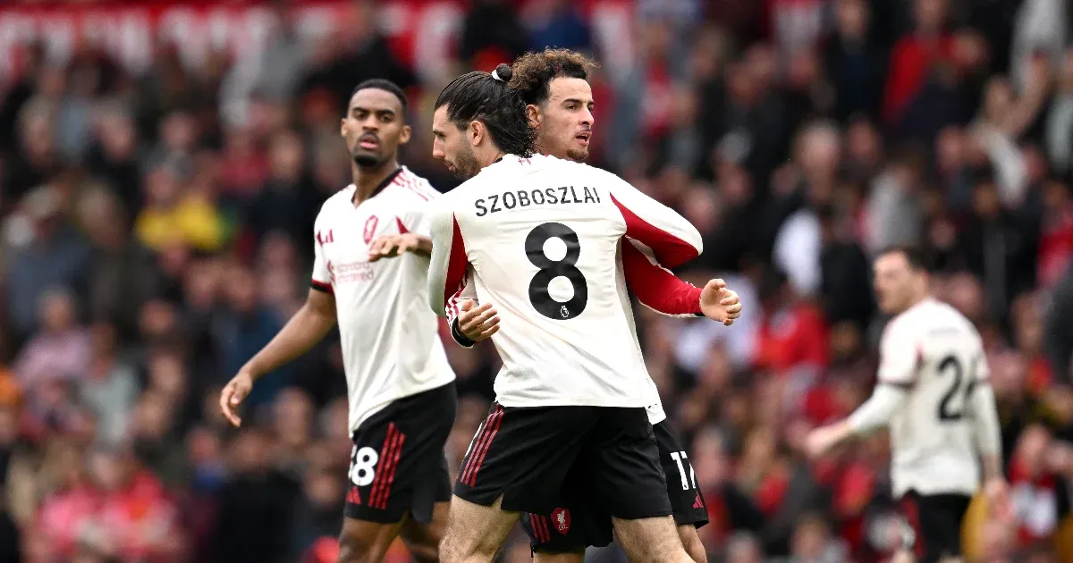 Feszült pillanatok a Liverpool és a Wrexham mérkőzésén: Szoboszlai Dominik középpontban Feszült pillanatok a Liverpool és a Wrexham mérkőzésén: Szoboszlai Dominik középpontban