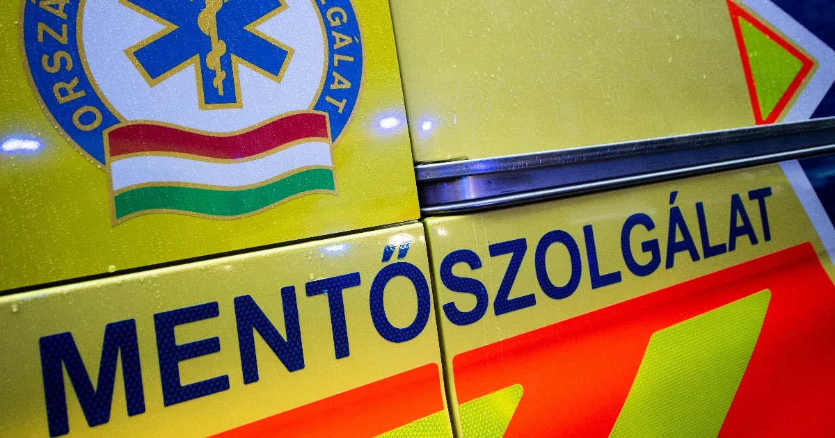 Négyéves gyerek hívta a mentőket, miután anyja hirtelen összeesett