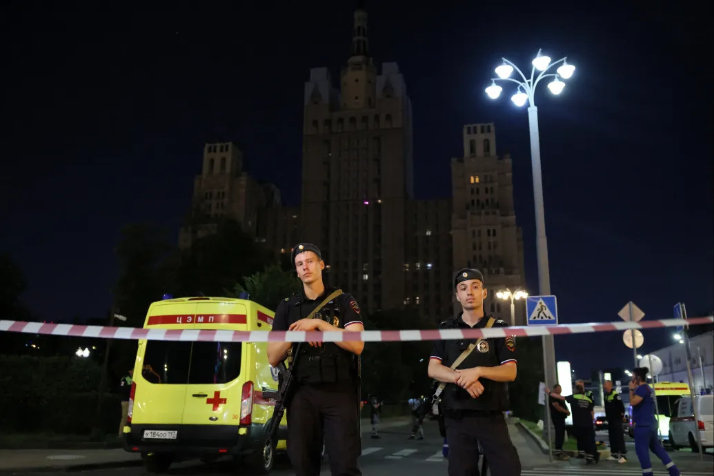 Házilag készített bomba robbant fel a moszkvai étteremben, a feltételezett merénylő is meghalt