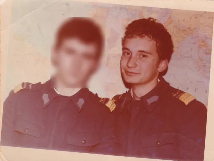 Papp-Zakor András rădăuți-i katonakollégájával – Forrás: Papp-Zakor András archívuma