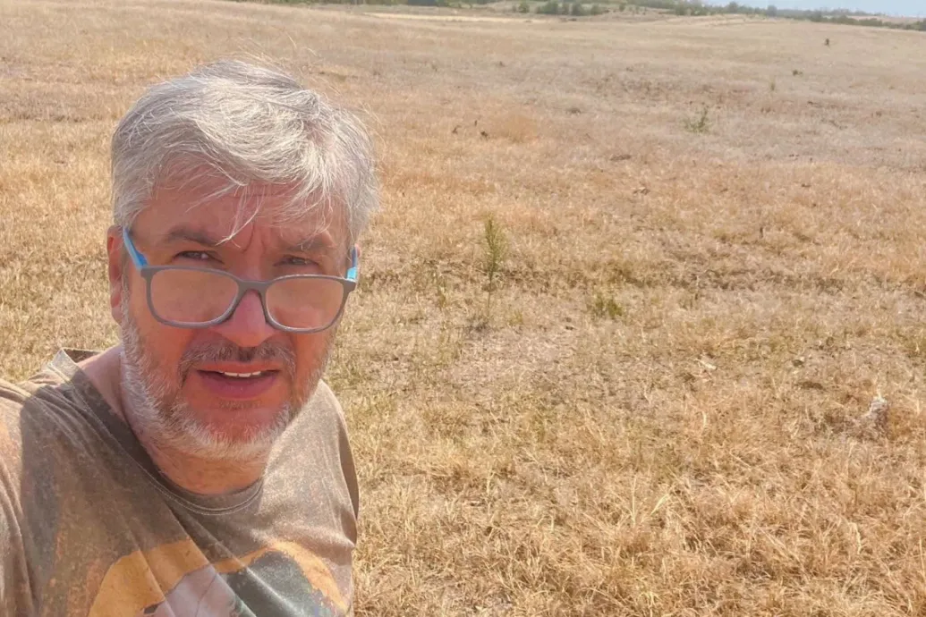 Jócskán túlárazva vehetett földeket a Paks II.-t fejlesztő állami cég, Hadházy Ákos feljelentést tesz