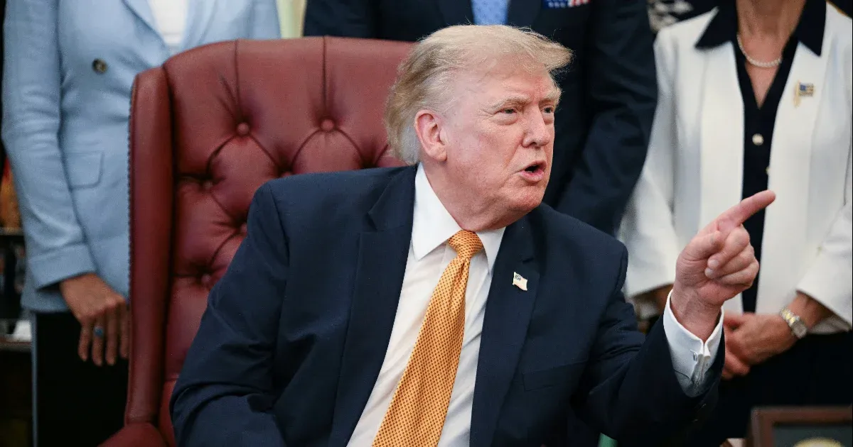 Trump keményen kritizálta az Exxon Mobil és Chevron profitját a magas benzinárak miatt Trump keményen kritizálta az Exxon Mobil és Chevron profitját a magas benzinárak miatt