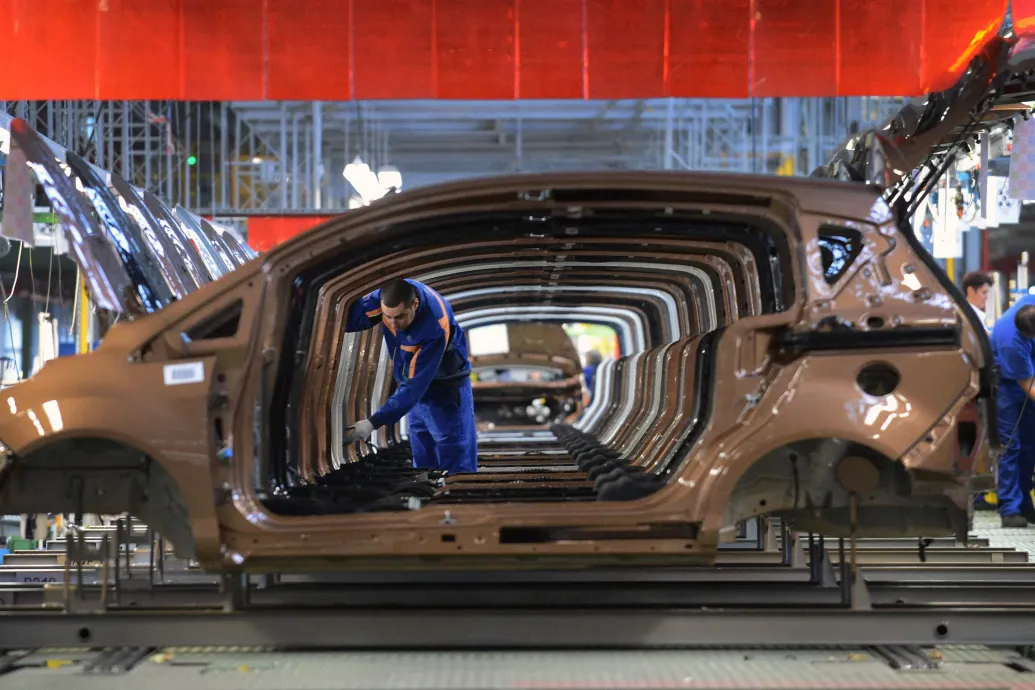 Mégsem az energiaválság miatt állította le romániai termelését a Dacia és a Ford