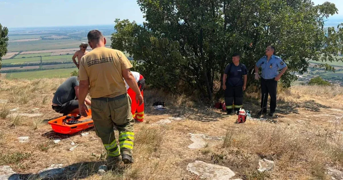 Meghalt egy siklóernyős kedden Szársomlyón