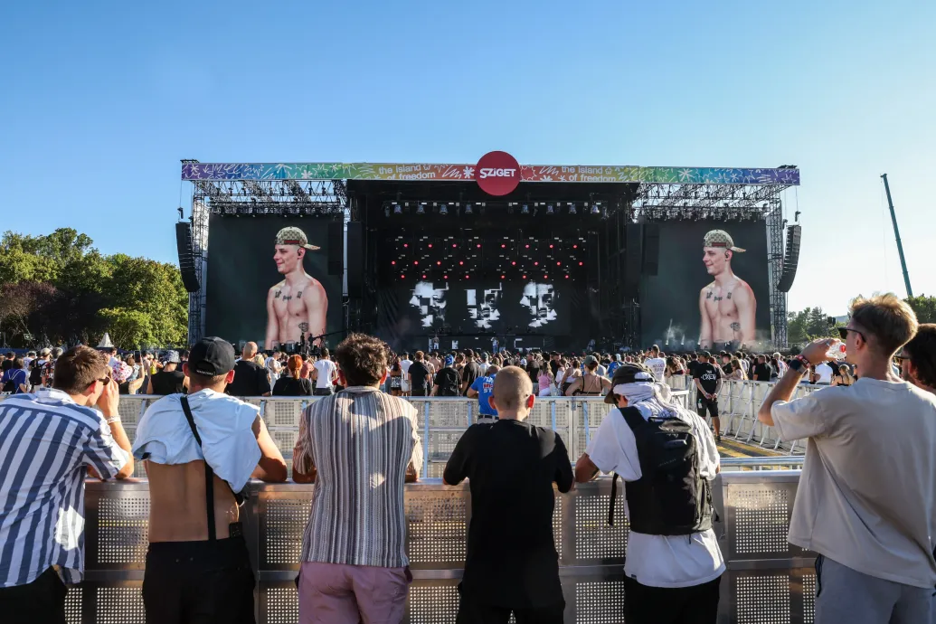 Megállapodott a Sziget és a közmédia, az M1-en is láthatók lesznek a magyar előadók koncertjei