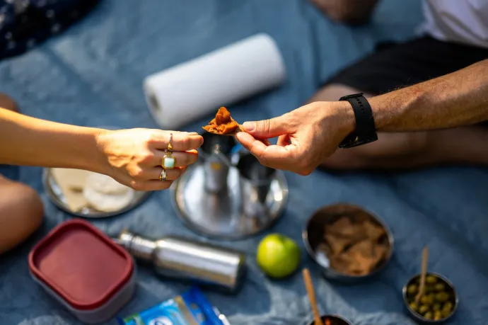 Tíz+1 dolog, ami nélkül ne indulj el nyáron piknikezni