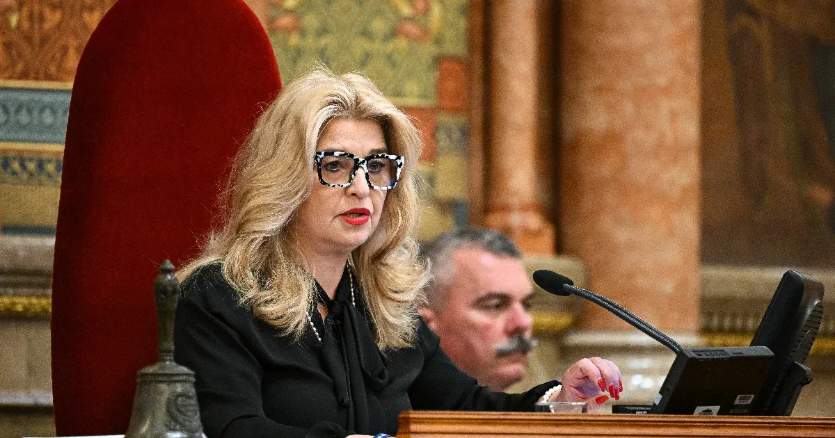 Hétfő reggelig lehet köztársasági elnököt jelölni