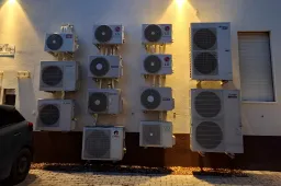 Aki spórolni akar az energián, állítsa a klímát 26-27 fokra, és utána ne nyúljon hozzá
