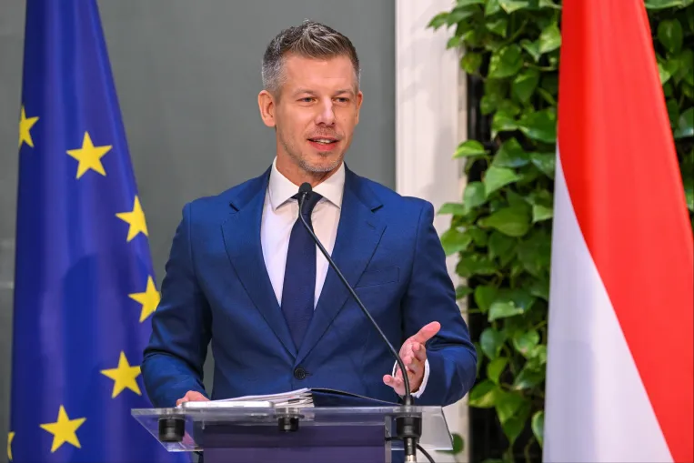 Magyar Péter: Baka, Romsics és Fülöp Botond is fantasztikus elnök lenne