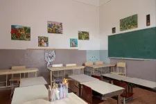 Rugalmas iskolakezdést, 35 perces tanórákat, kevesebb leckét javasol az alsósoknak az Oktatási Minisztérium új javaslatcsomagja