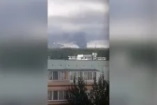 Tizenkét ember meghalt egy ukrán dróntámadásban Oroszországban, egy olajfinomítót is eltaláltak