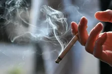 A saját használatra szánt cigarettát és alkoholt ezentúl szigorúbb feltételek szerint lehet behozni Romániába