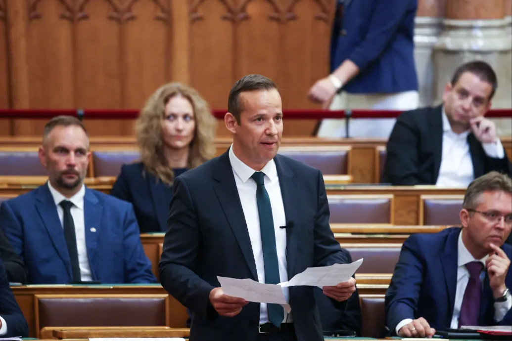 Toroczkai: A házbizottsági ülés eredménye volt a keddi főhajtás
