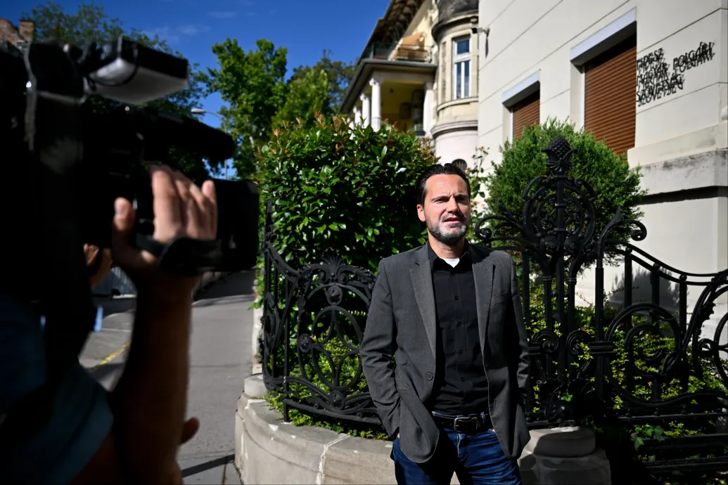 Reagált a Fidesz kommunikációs igazgatója a kormány Kaminski Fanny cégével kapcsolatos feljelentésére