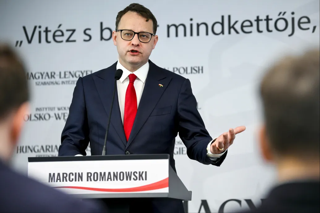 Kiderülhetett, hova menekült a körözött lengyel politikus, akinek korábban Orbánék adtak menedéket