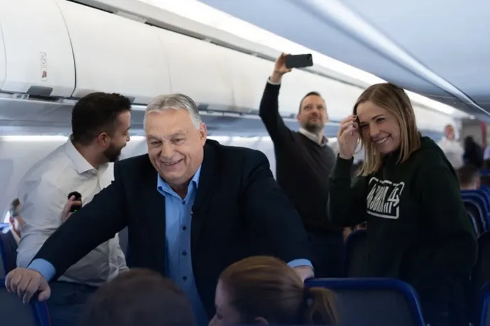 Egy nagyobb újság tud működni abból az összegből, amit Orbán a közösségi médiás feladatokra adott Kaminski Fanny cégének
