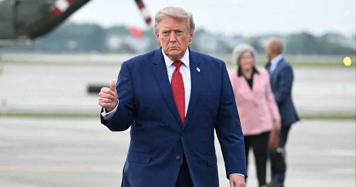 Donald Trump beperelése a Truth Social előfizetési rendszer miatt Donald Trump beperelése a Truth Social előfizetési rendszer miatt