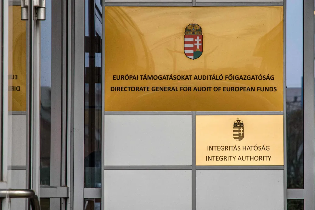 A piaci árnál 77 százalékkal drágábban készült el az acsai minibölcsőde, feljelentést tett az Integritás Hatóság