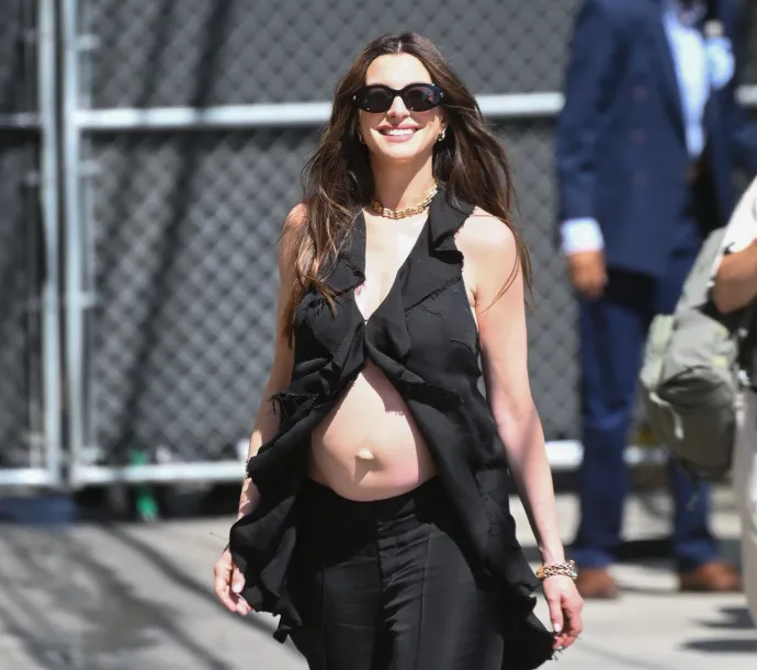 Anne Hathaway Los Angelesben, 2026. augusztus 10-én – Fotó: Dutch / Bauer-Griffin / Getty Images
